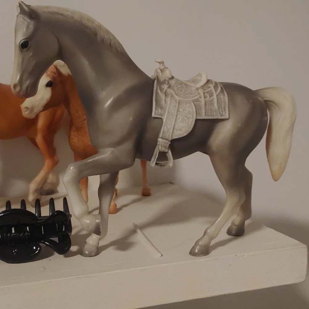 Breyer horses - Picture 5 of 8